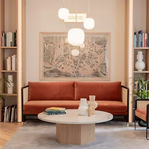 Oratio 3*, Paris Frankreich
